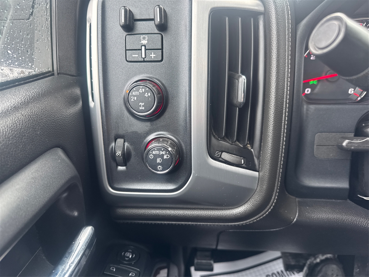 GMC Sierra 1500 SLE Double Cab 4WD 2016