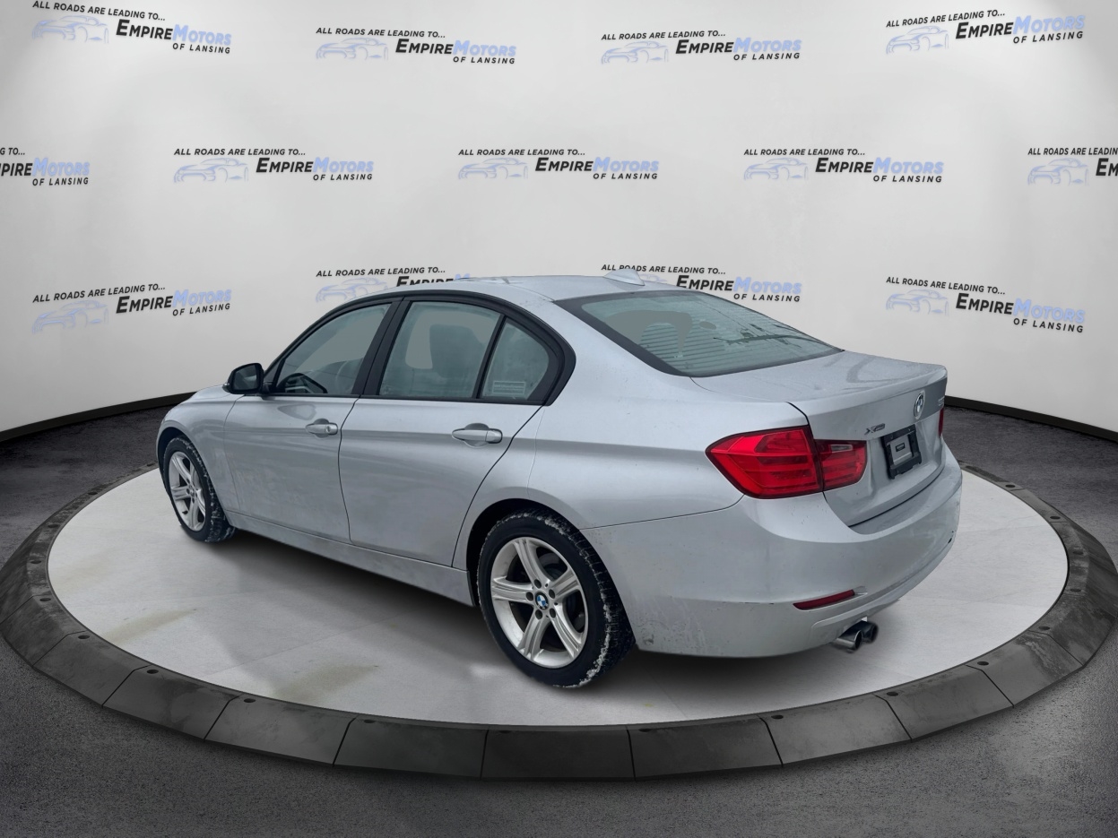 BMW 3-Series 328i xDrive Sedan 2013