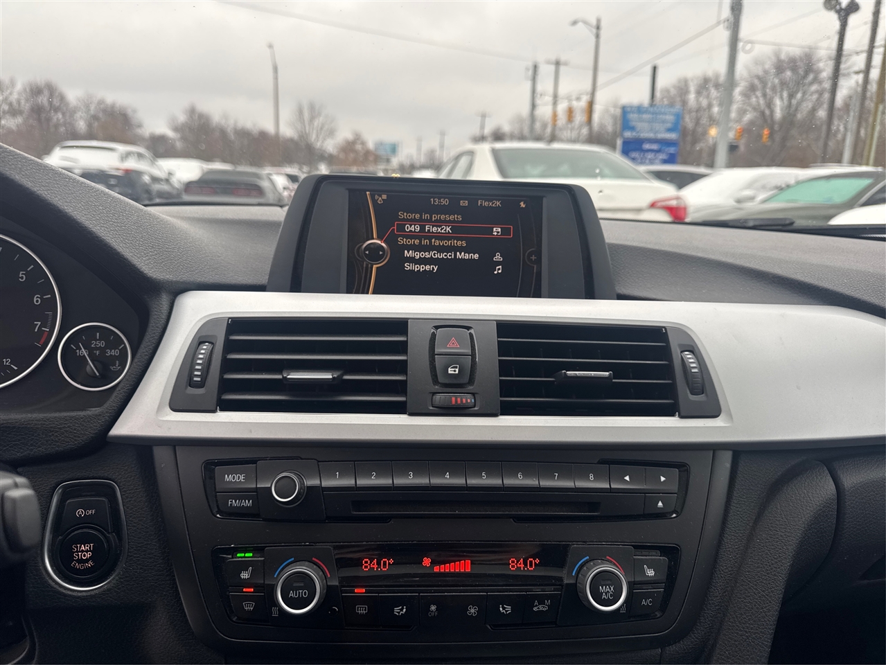 BMW 3-Series 328i xDrive Sedan 2013