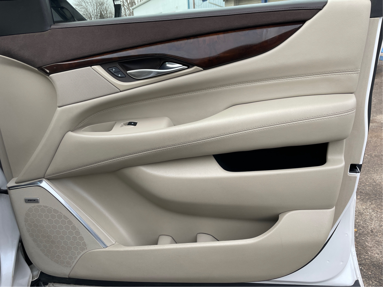 Cadillac Escalade ESV Luxury 4WD 2017