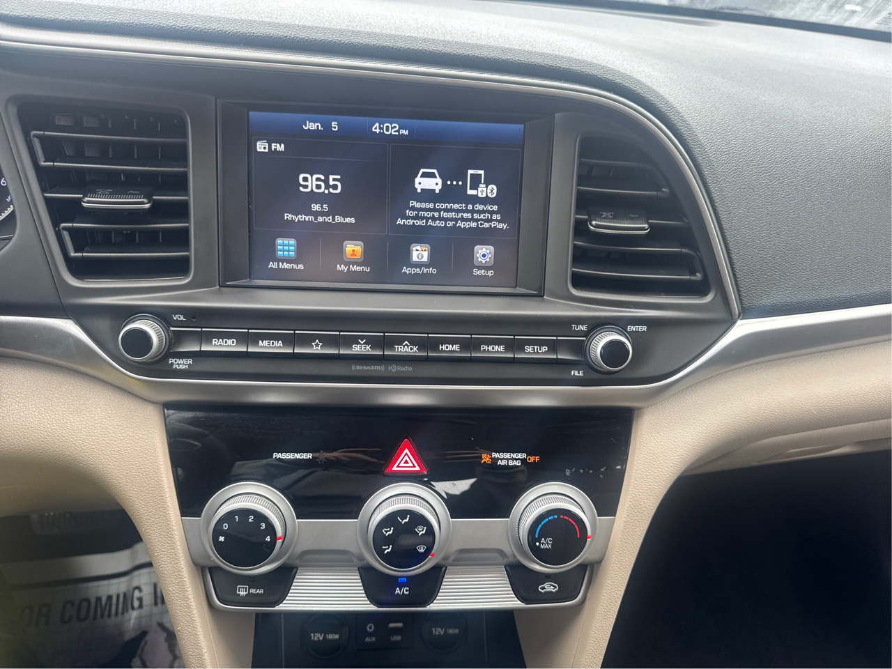 Hyundai Elantra Limited 2019