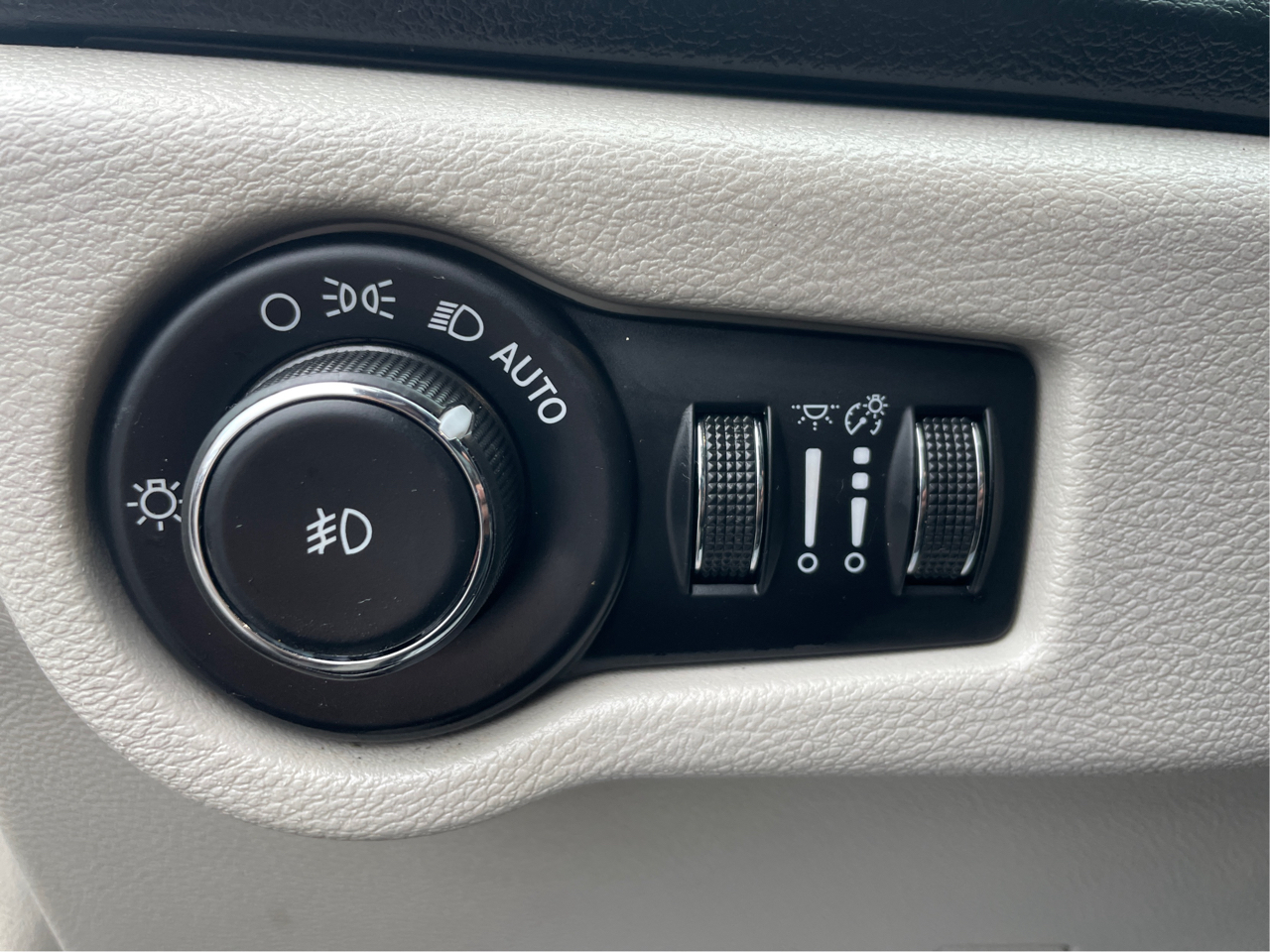 Chrysler Pacifica Touring-L Plus 2017