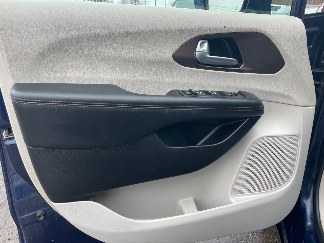 Chrysler Pacifica Touring-L Plus 2017