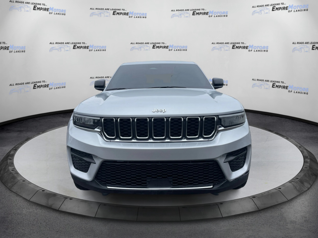 Jeep Grand Cherokee Laredo 4WD 2022