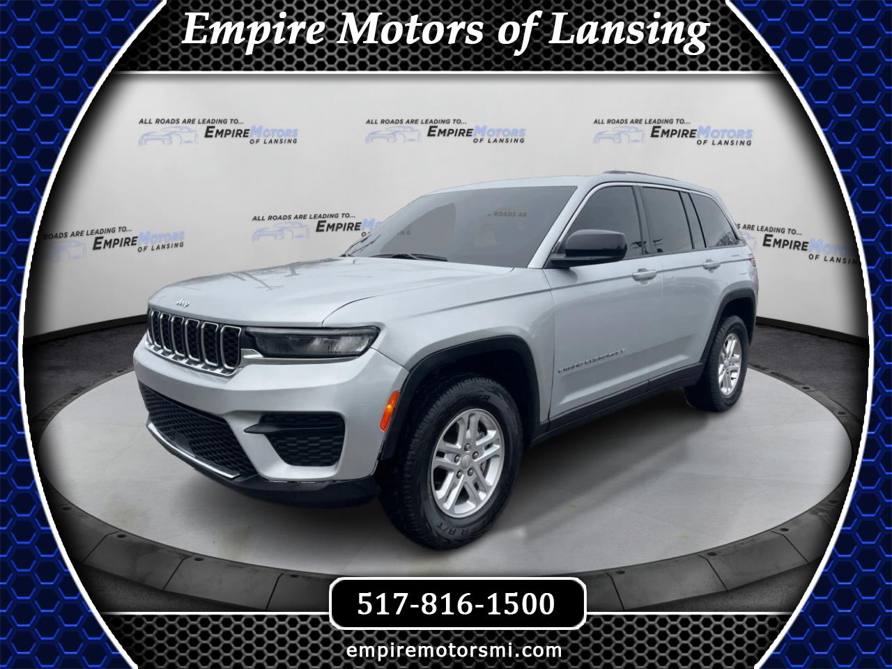 Jeep Grand Cherokee Laredo 4WD 2022