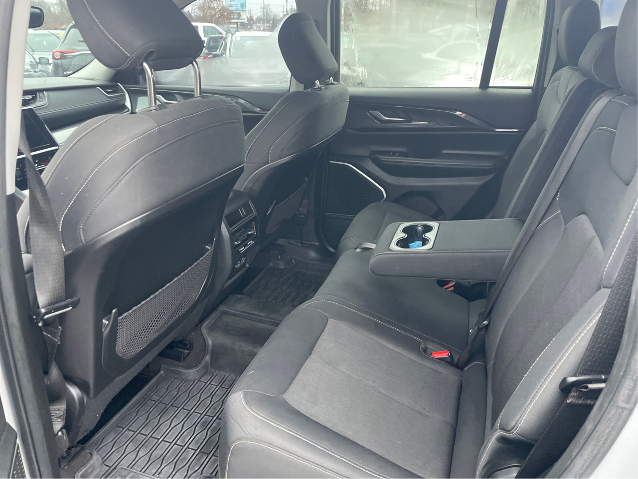 Jeep Grand Cherokee Laredo 4WD 2022