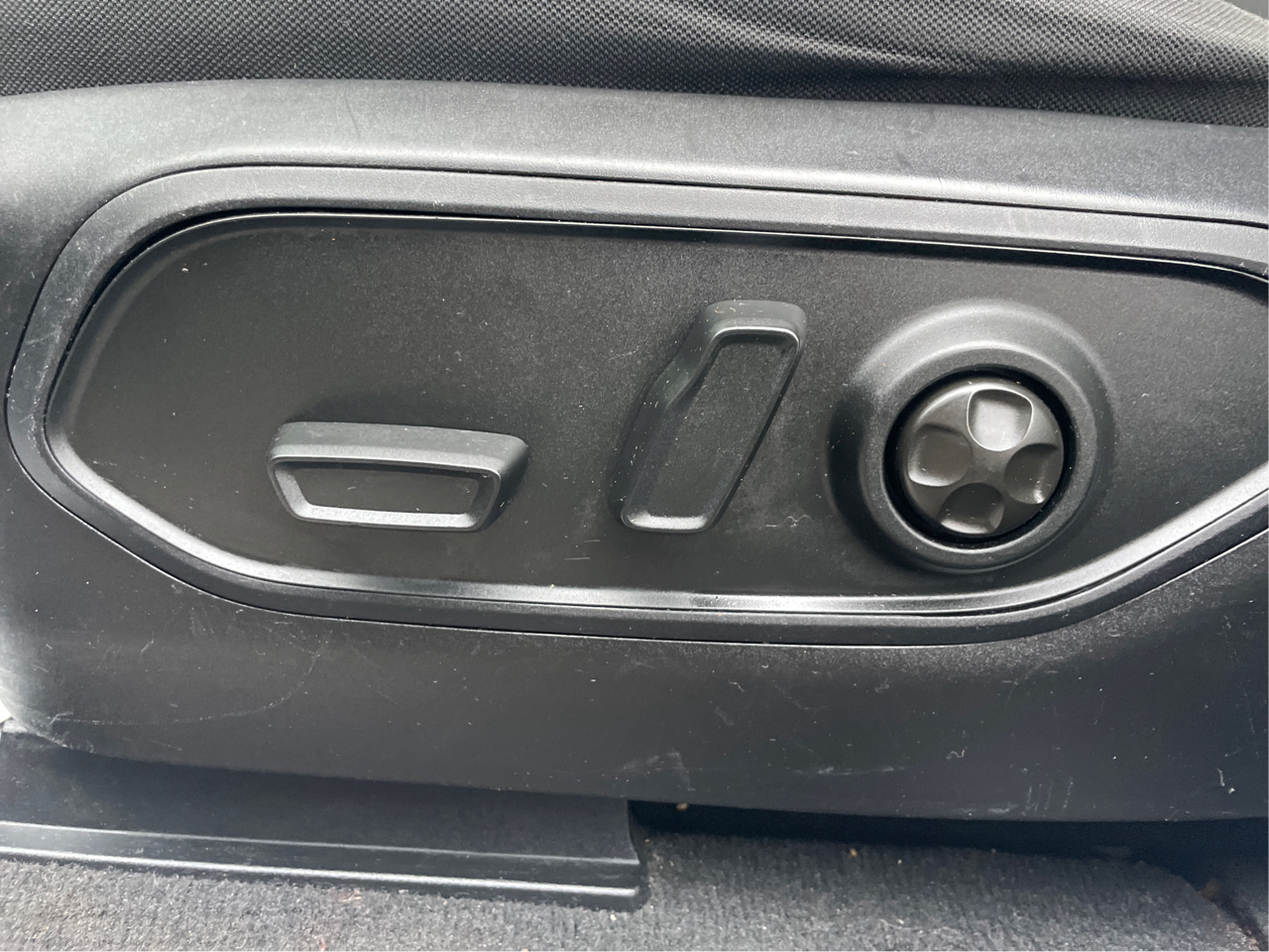 Jeep Grand Cherokee Laredo 4WD 2022