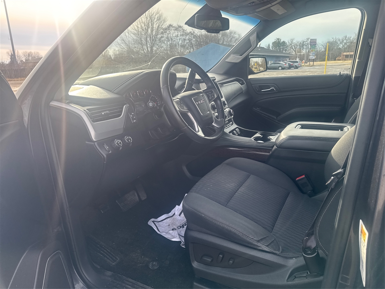 GMC Yukon XL SLE 4WD 2016