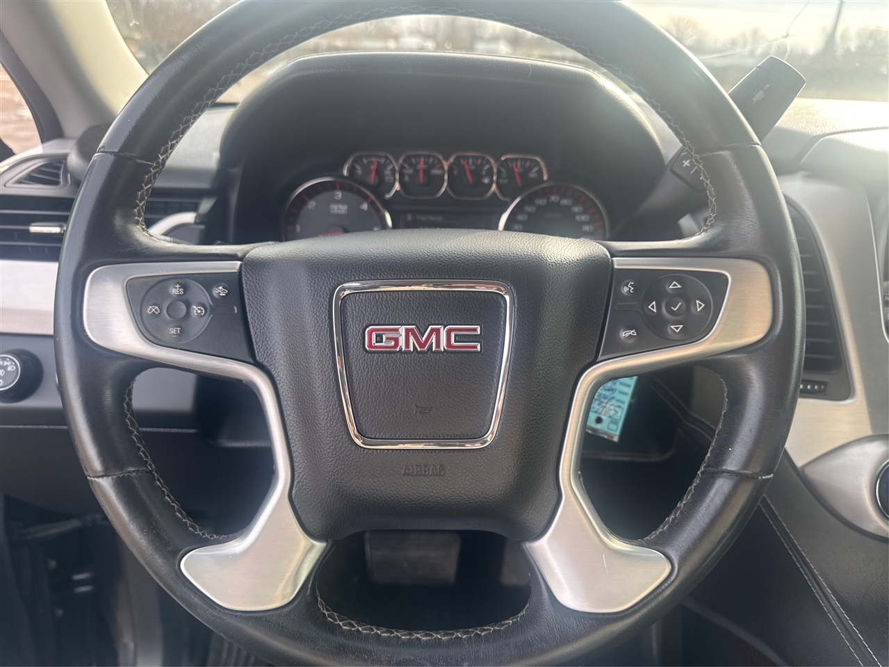 GMC Yukon XL SLE 4WD 2016