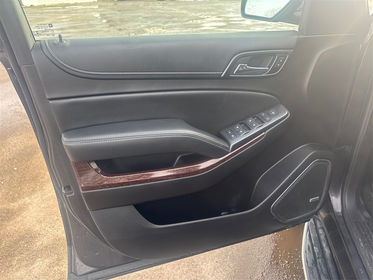 GMC Yukon XL SLE 4WD 2016