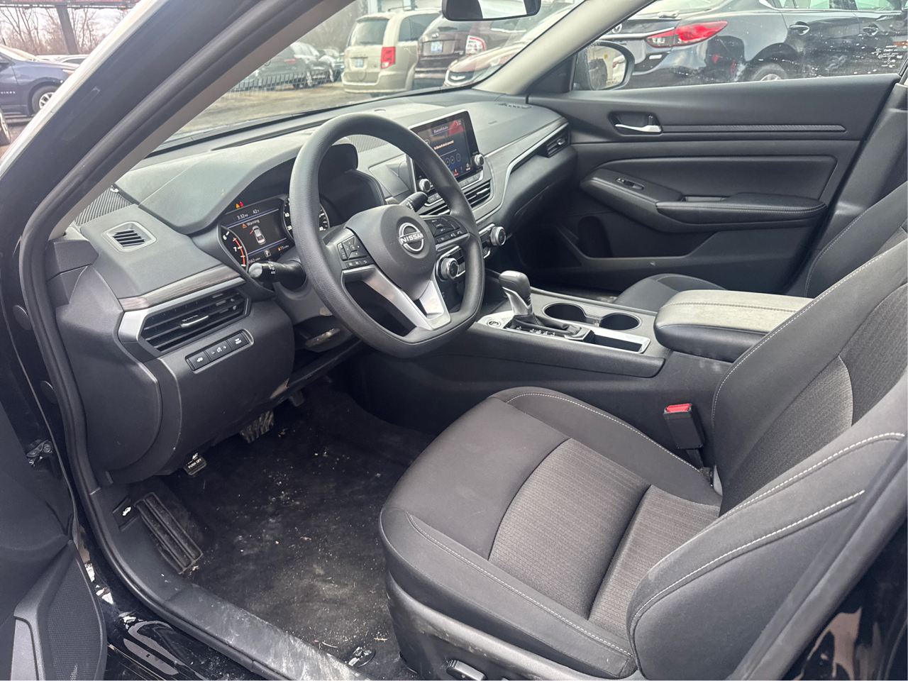 Nissan Altima 2.5 SV 2025