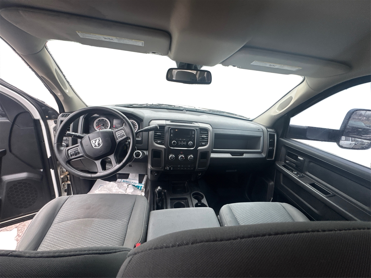 RAM 2500 Tradesman Crew Cab LWB 4WD 2015