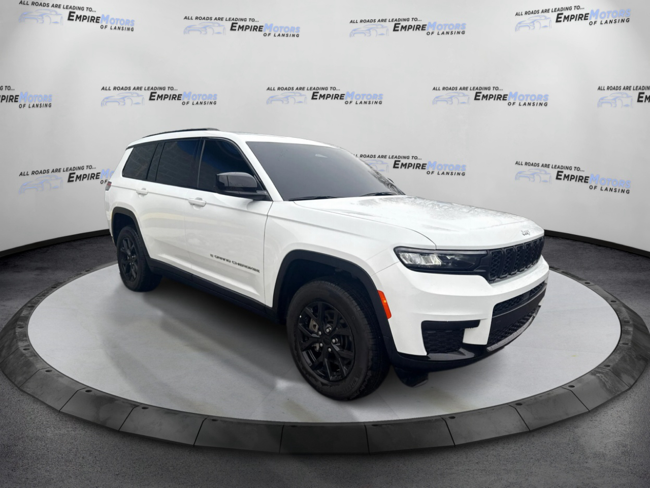 Jeep Grand Cherokee L Laredo 4WD 2024