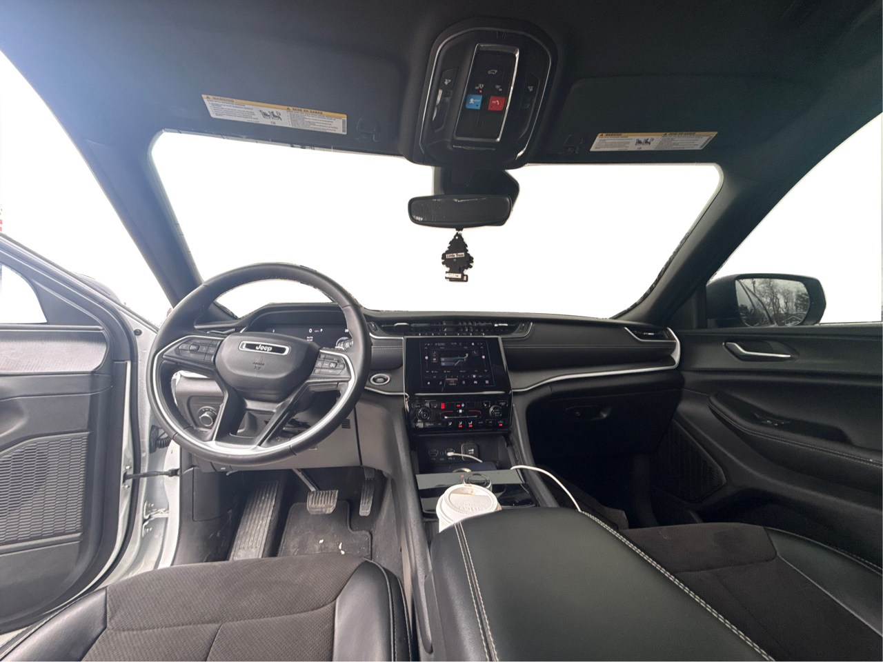 Jeep Grand Cherokee L Laredo 4WD 2024