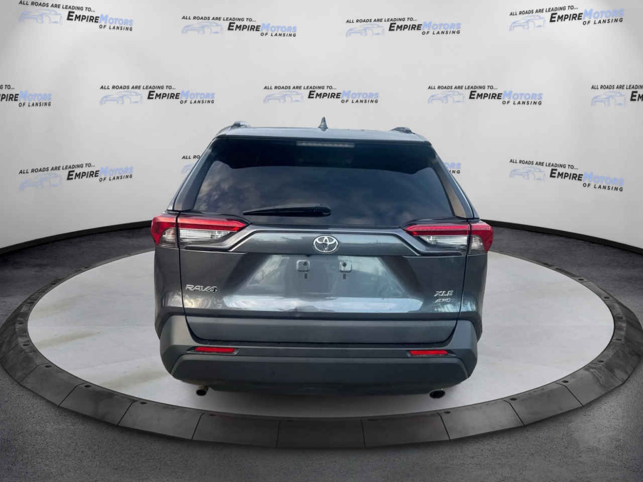 Toyota RAV4 XLE AWD 2019