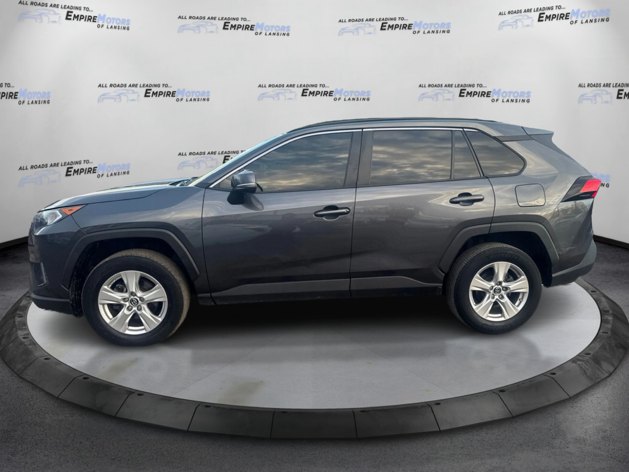 Toyota RAV4 XLE AWD 2019