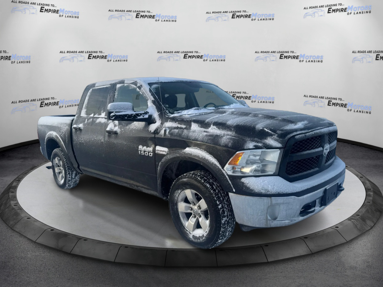 RAM 1500 SLT Crew Cab SWB 4WD 2016