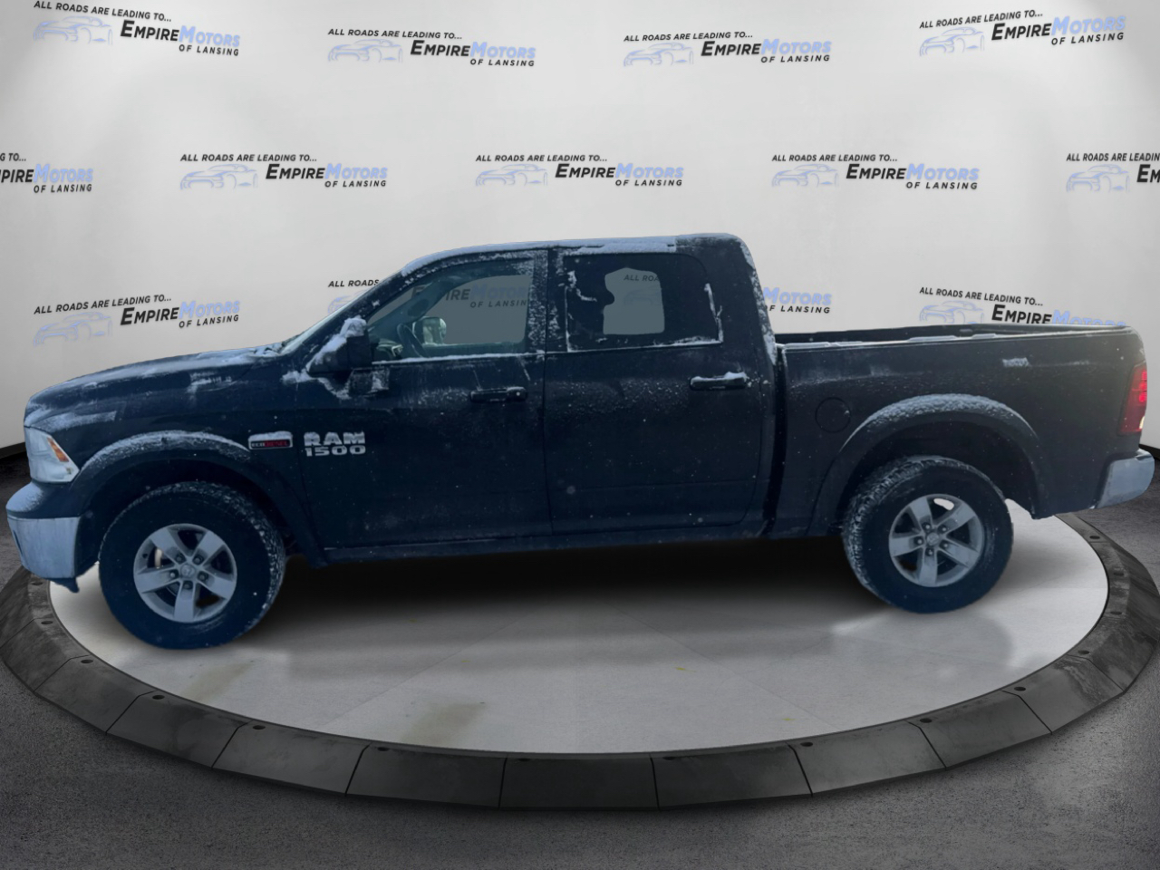 RAM 1500 SLT Crew Cab SWB 4WD 2016