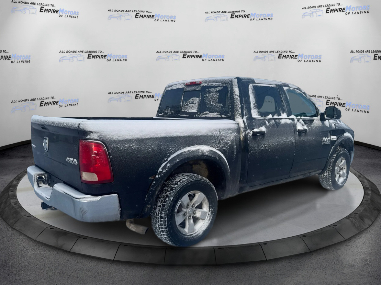 RAM 1500 SLT Crew Cab SWB 4WD 2016