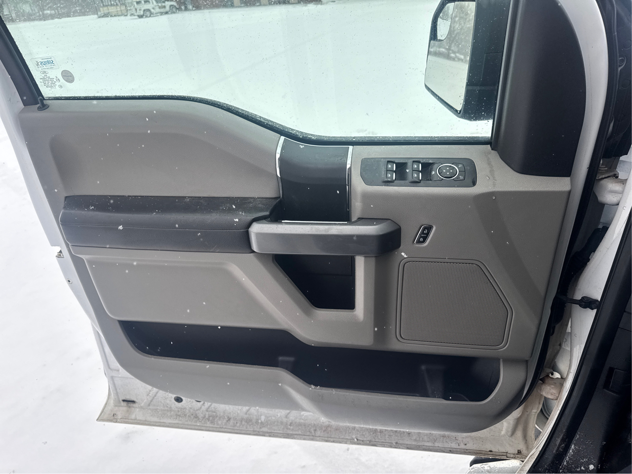 Ford F-150 XLT 4WD 2017