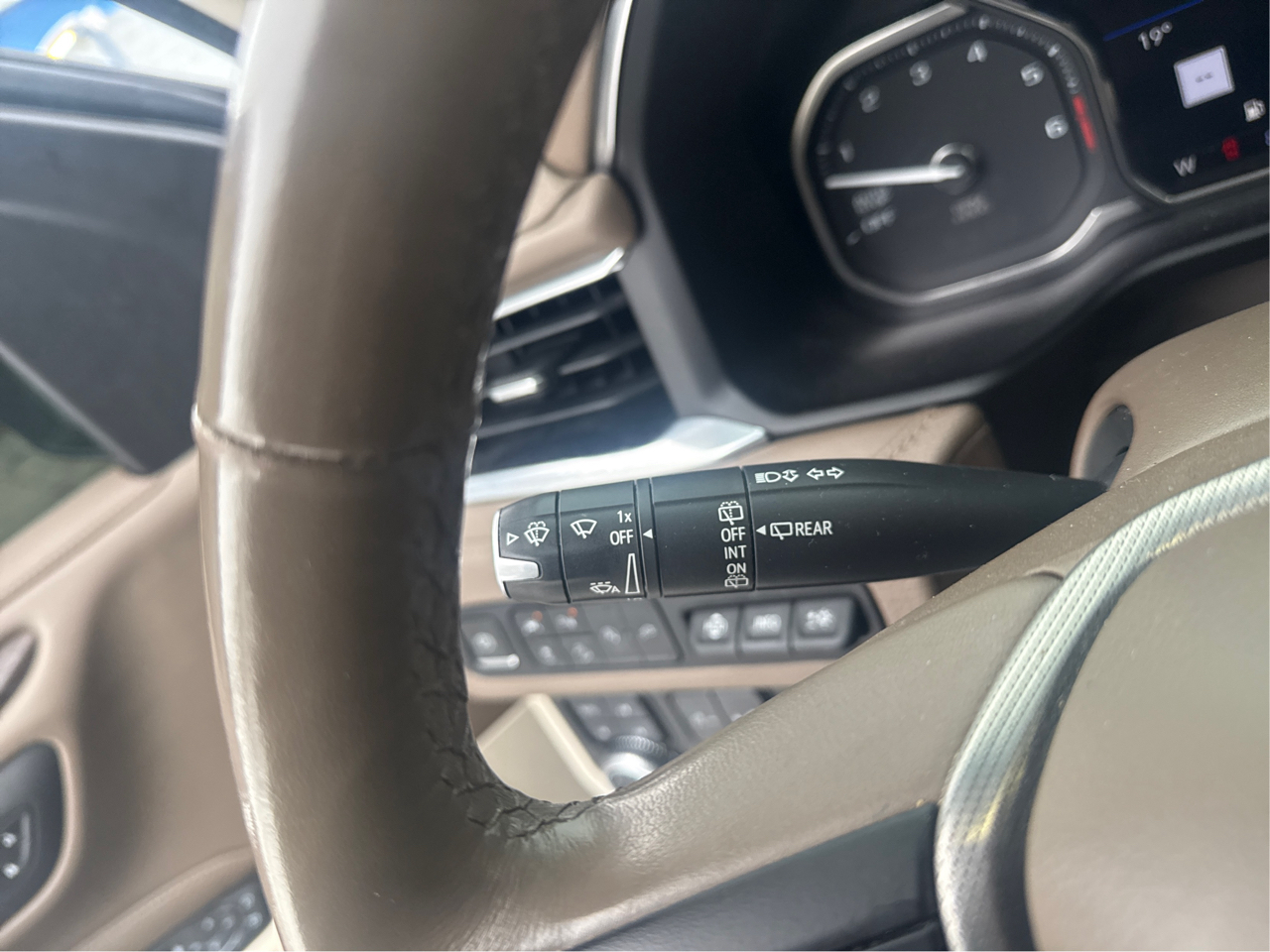 GMC Yukon XL Denali  2021