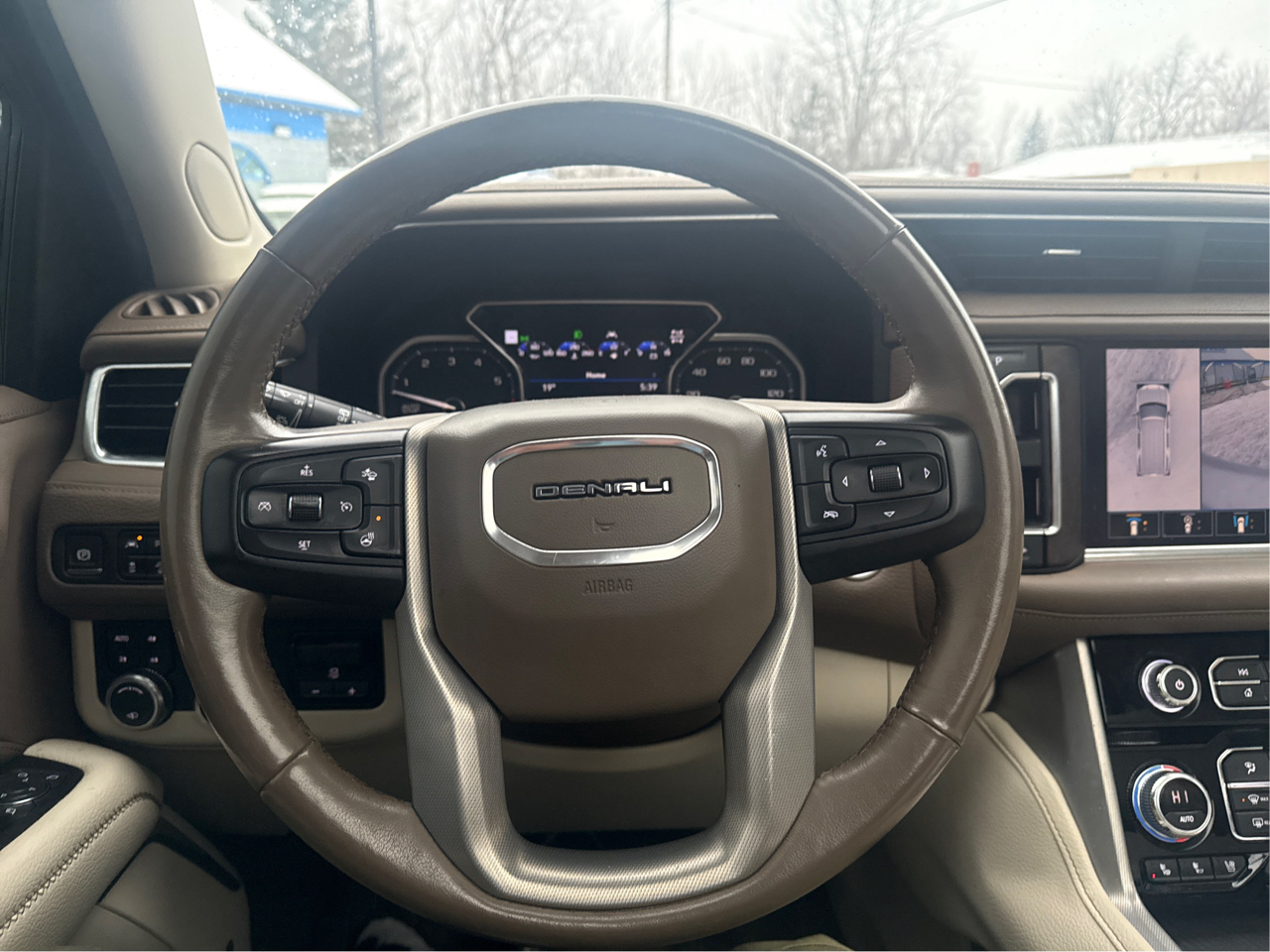 GMC Yukon XL Denali  2021