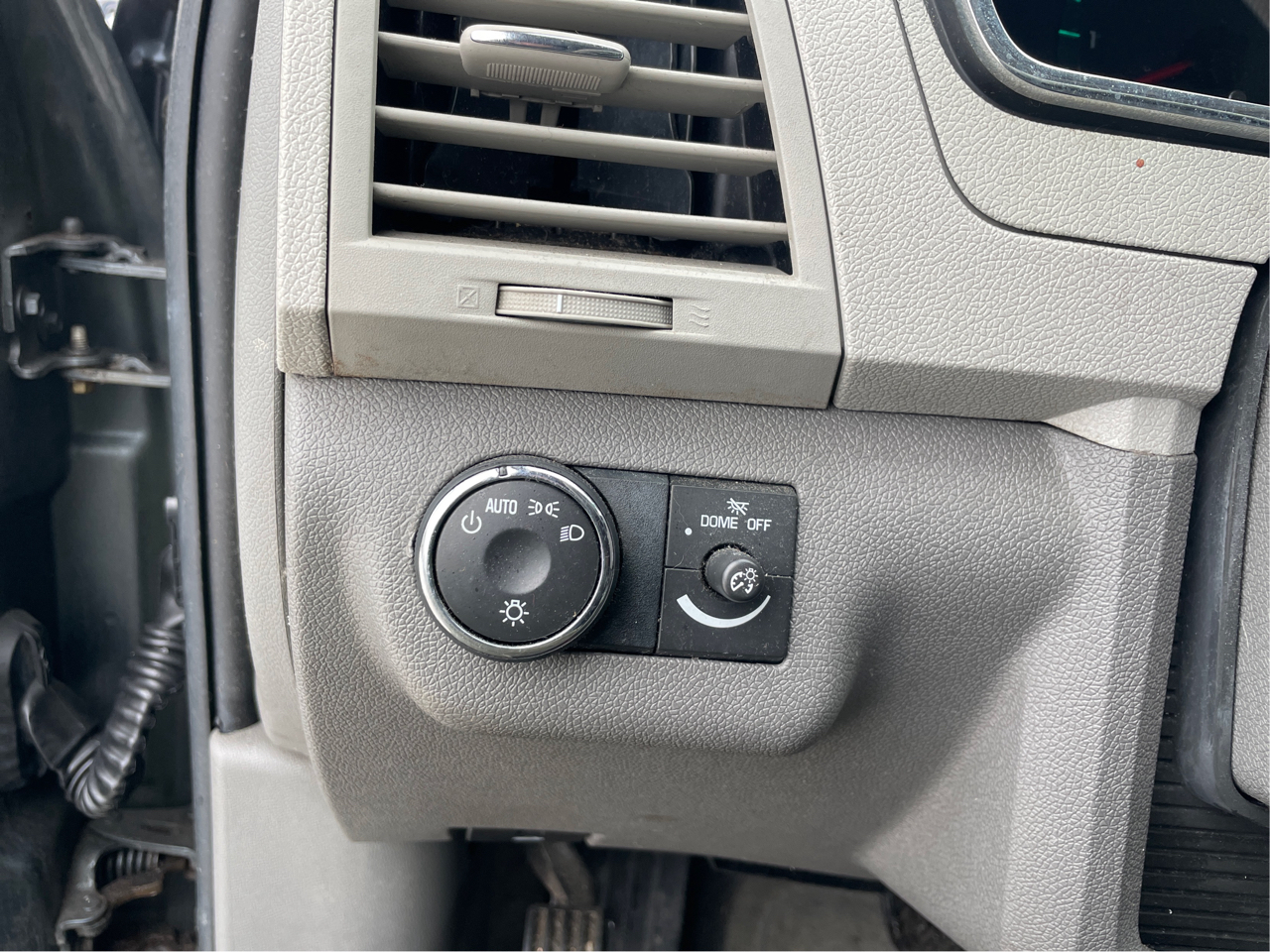 Chevrolet Traverse LS FWD 2011