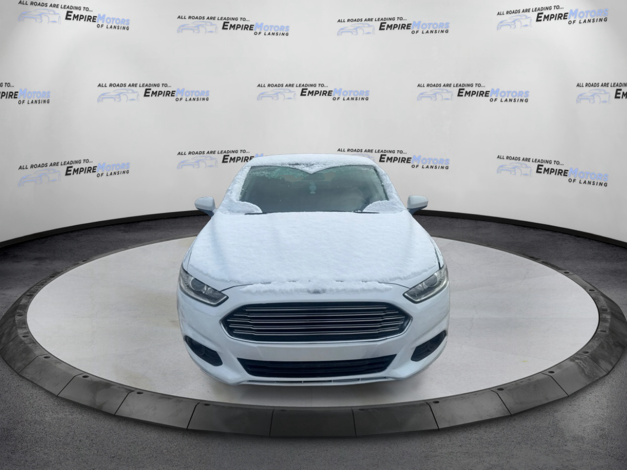 Ford Fusion S 2016