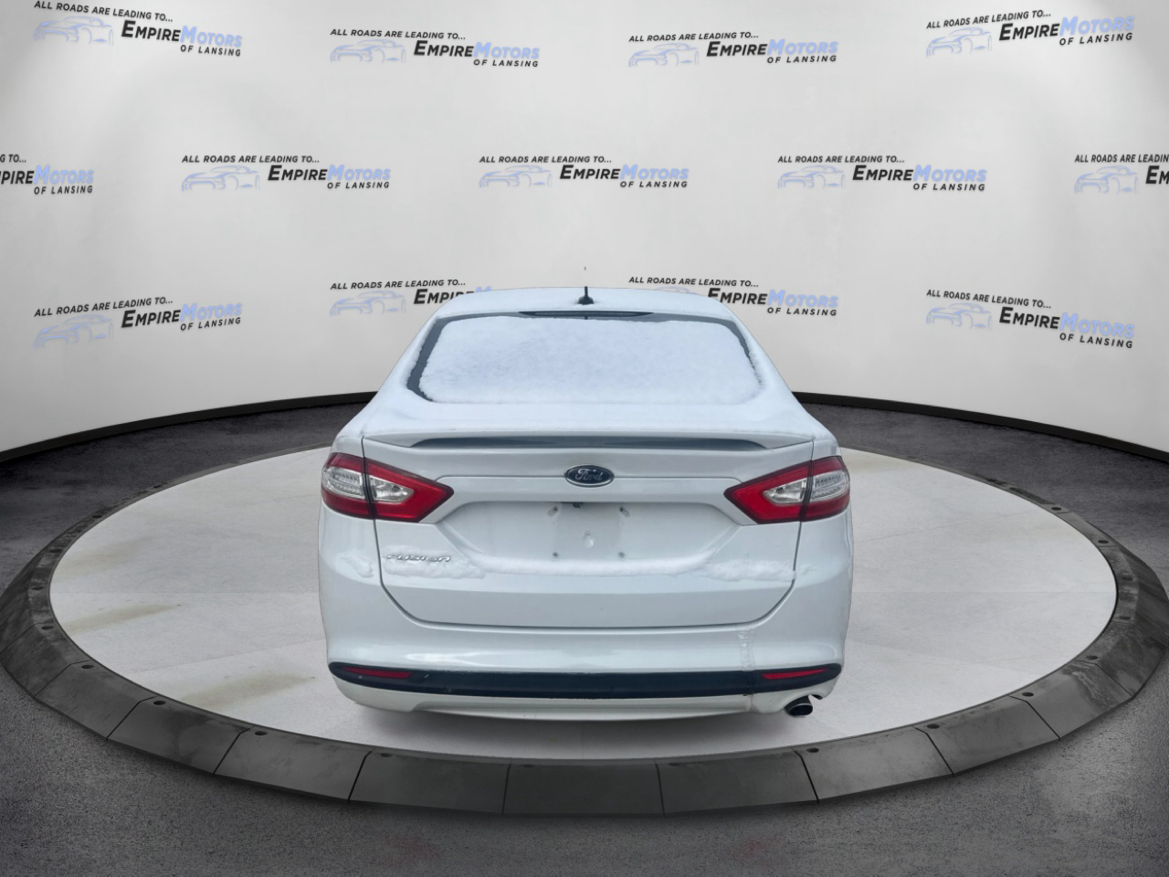 Ford Fusion S 2016