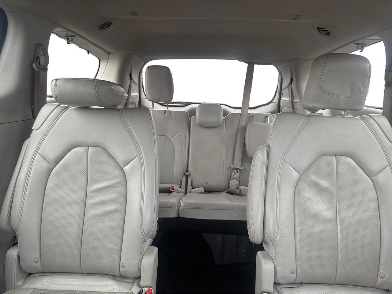 Chrysler Pacifica Touring-L 2021