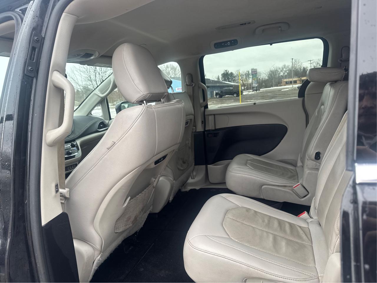 Chrysler Pacifica Touring-L 2021