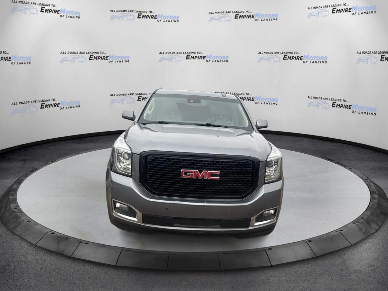 GMC Yukon XL Denali 4WD 2019