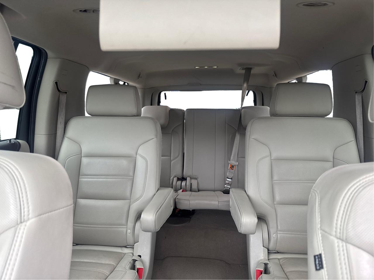 GMC Yukon XL Denali 4WD 2019