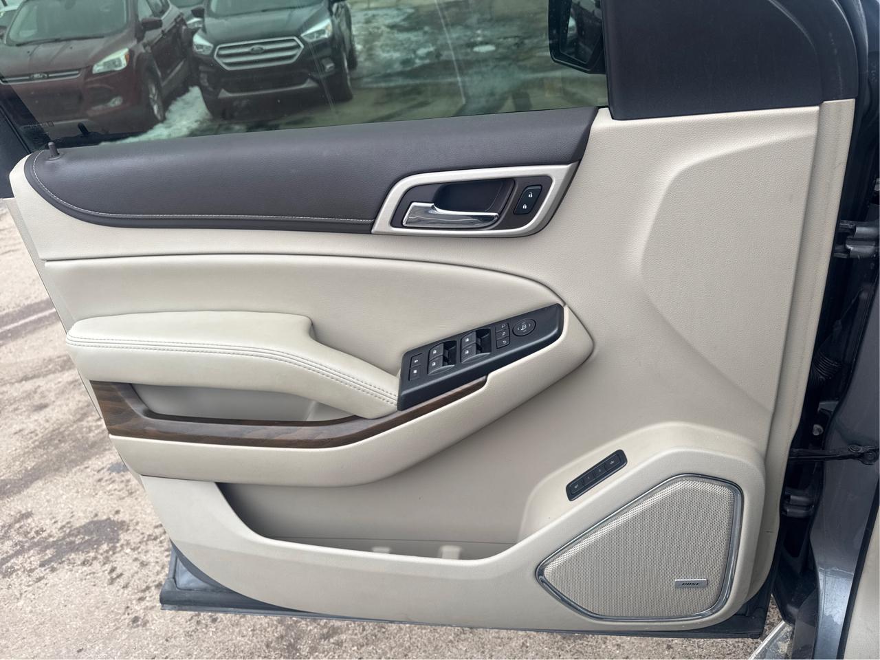 GMC Yukon XL Denali 4WD 2019