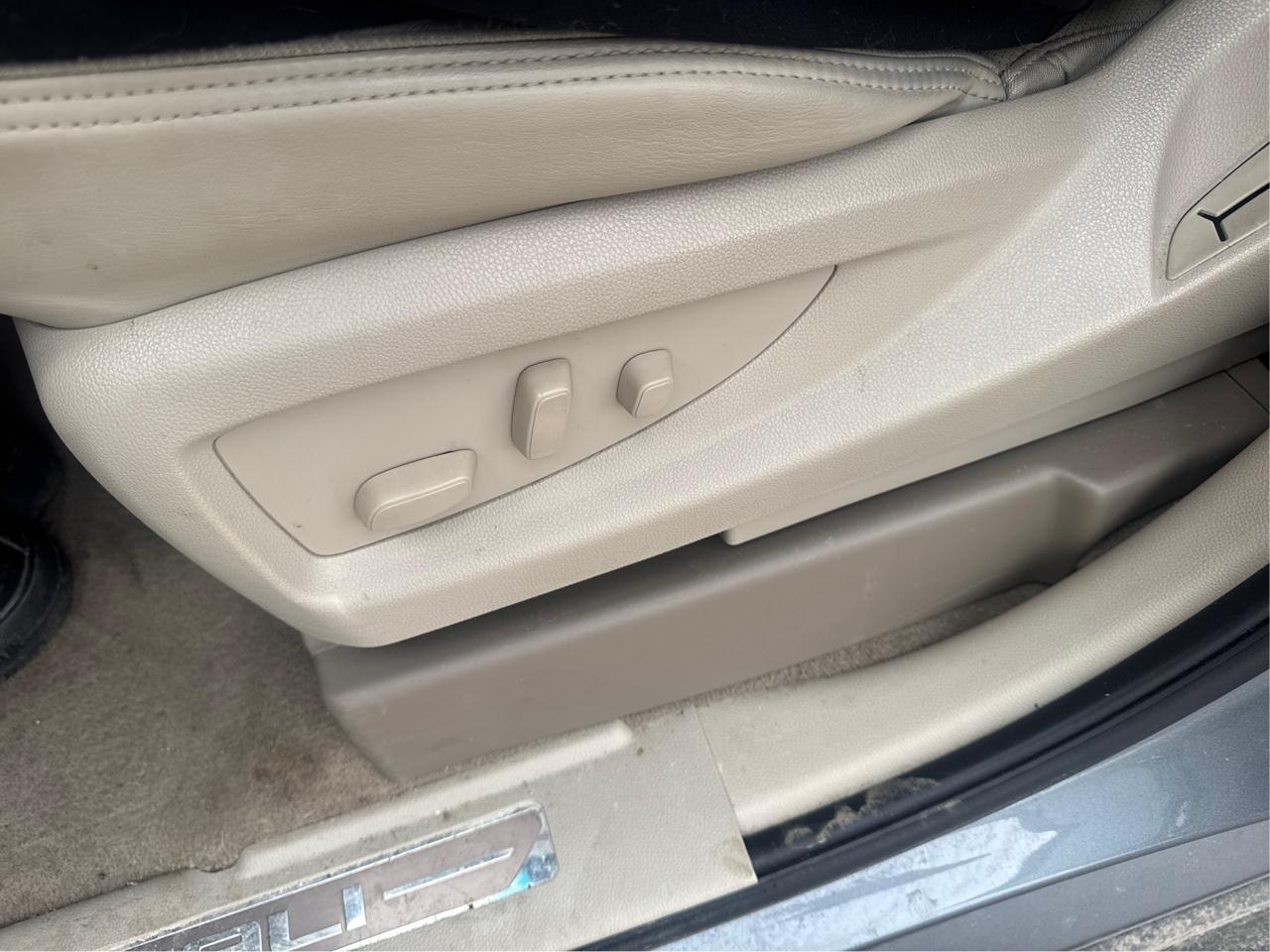 GMC Yukon XL Denali 4WD 2019