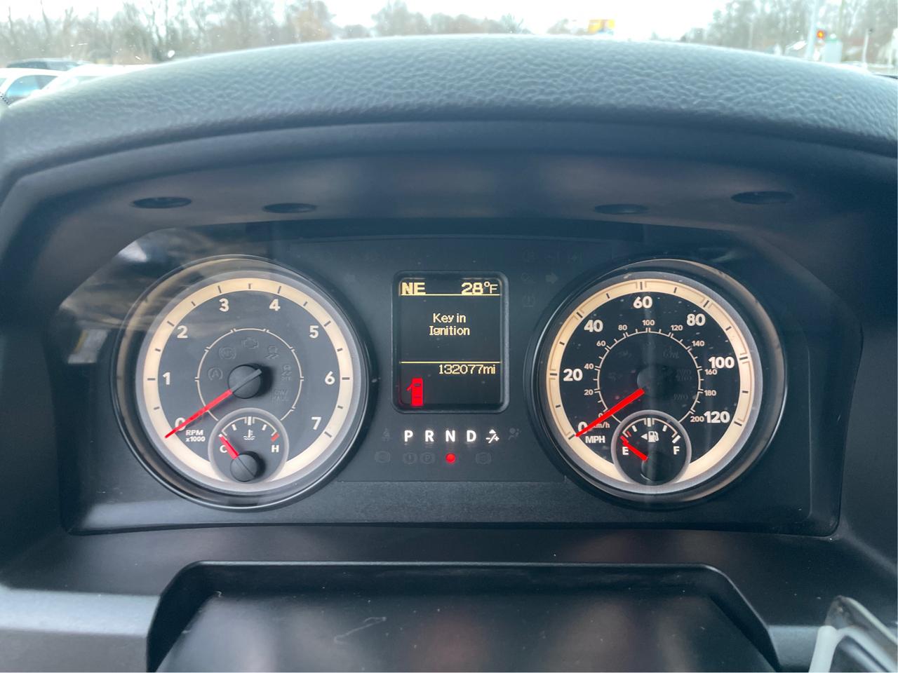 RAM 2500 SLT Crew Cab SWB 4WD 2016