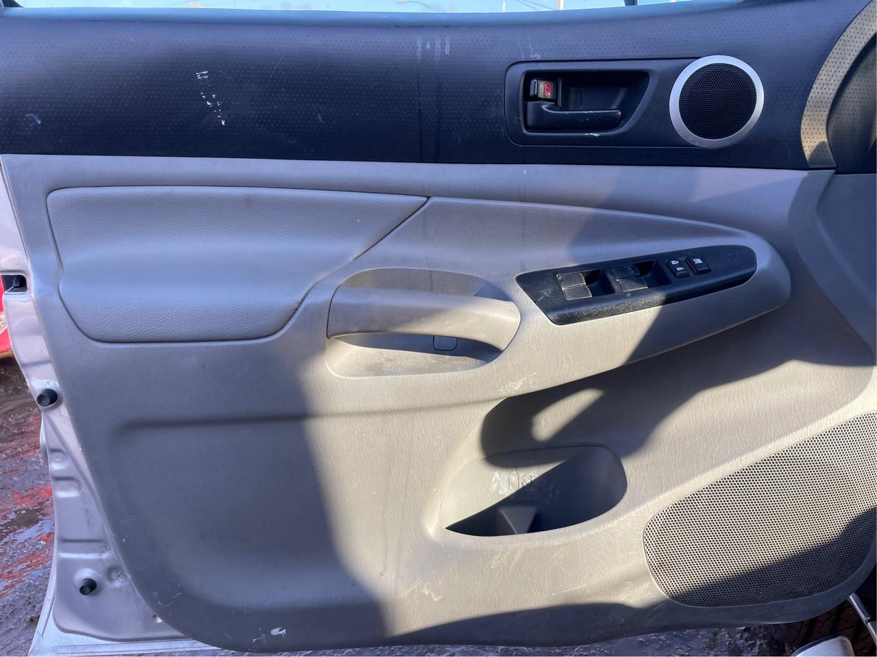 Toyota Tacoma Double Cab Long Bed V6 5AT 4WD 2014