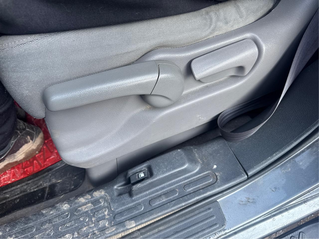 Honda Ridgeline RT 2012