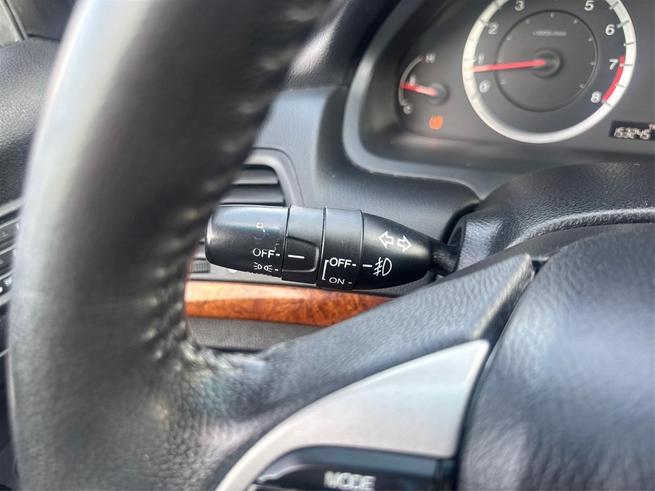 Honda Accord EX-L V6 Sedan AT 2012