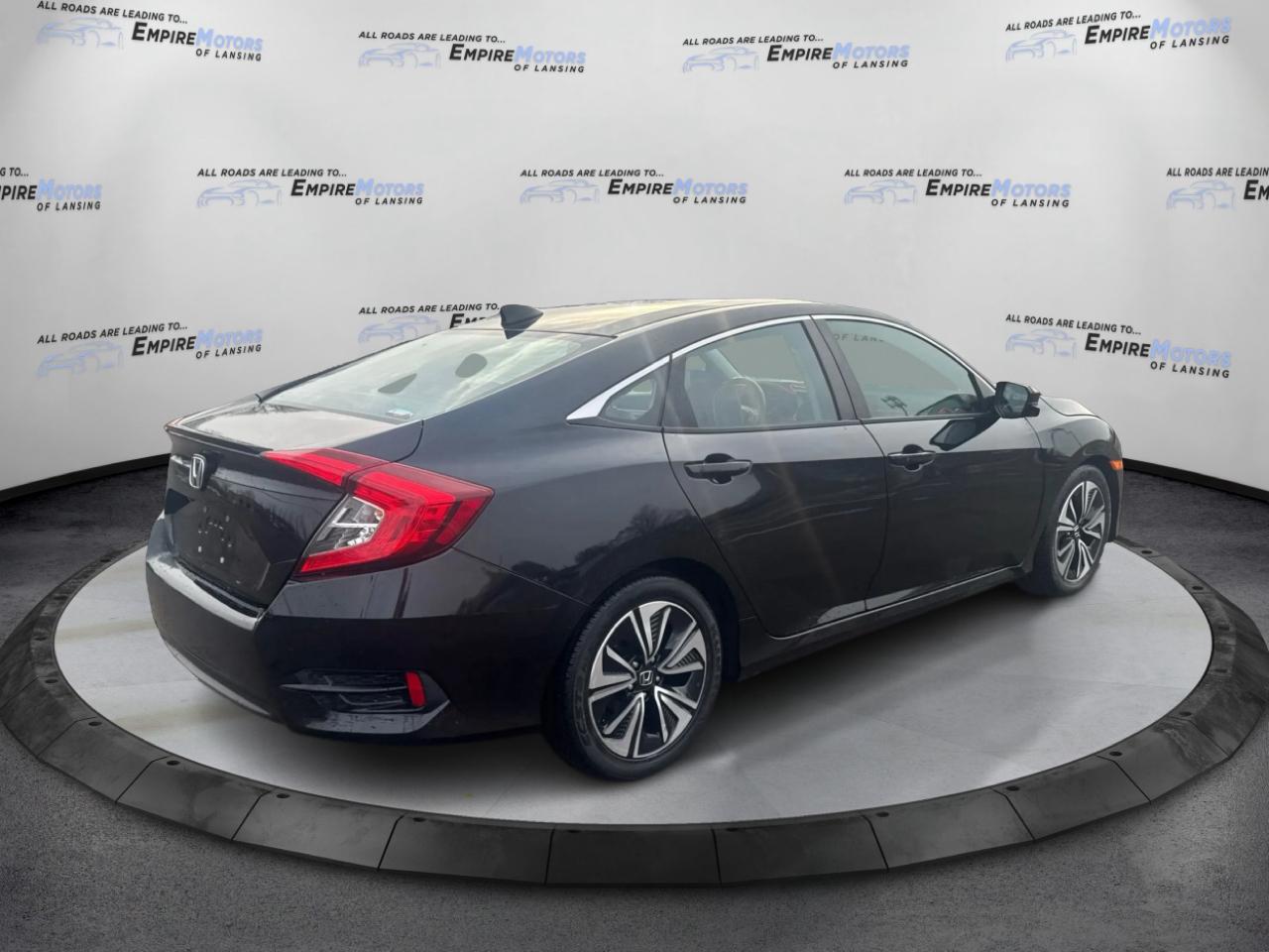 Honda Civic EX-T Sedan CVT 2018