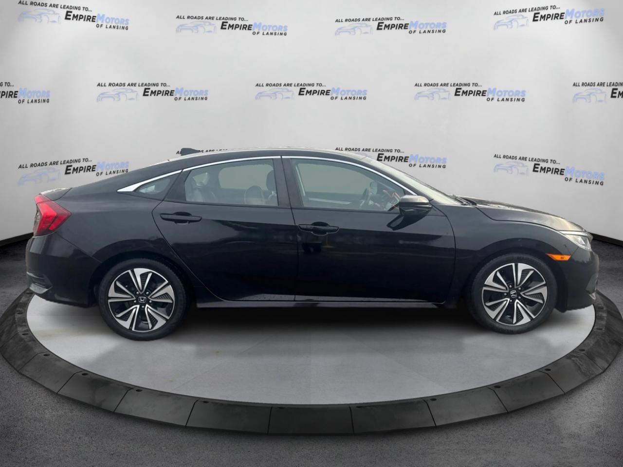 Honda Civic EX-T Sedan CVT 2018