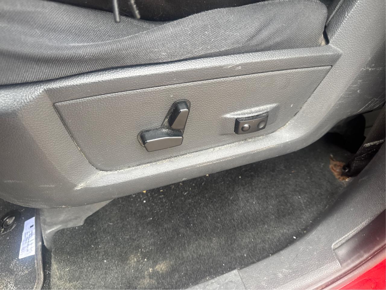 RAM 1500 Sport Crew Cab 4WD 2011