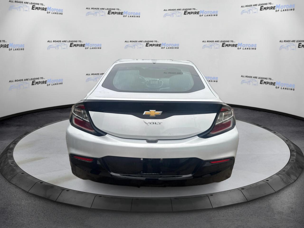 Chevrolet Volt LT w/ Standard Emission Package 2017