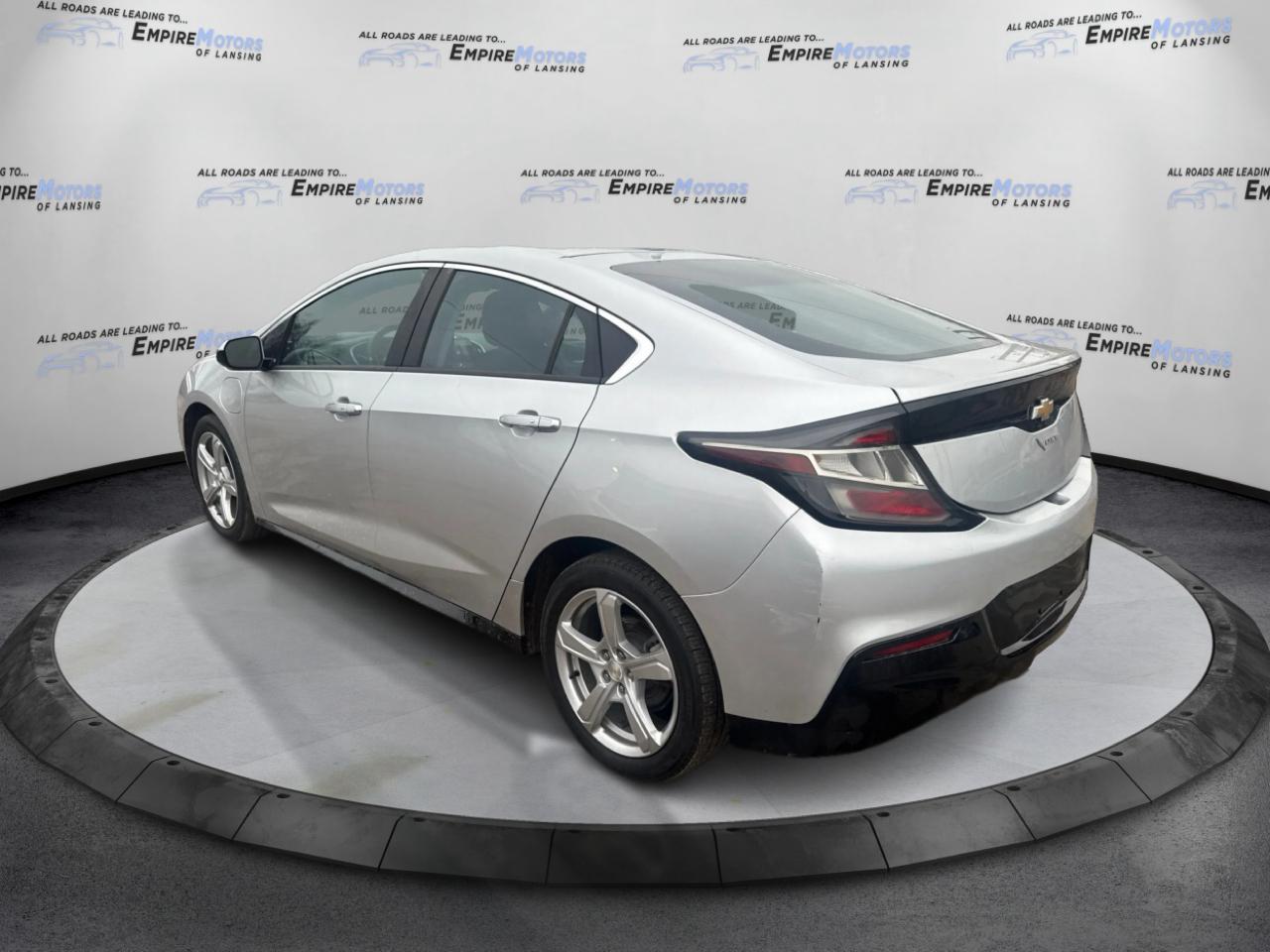 Chevrolet Volt LT w/ Standard Emission Package 2017
