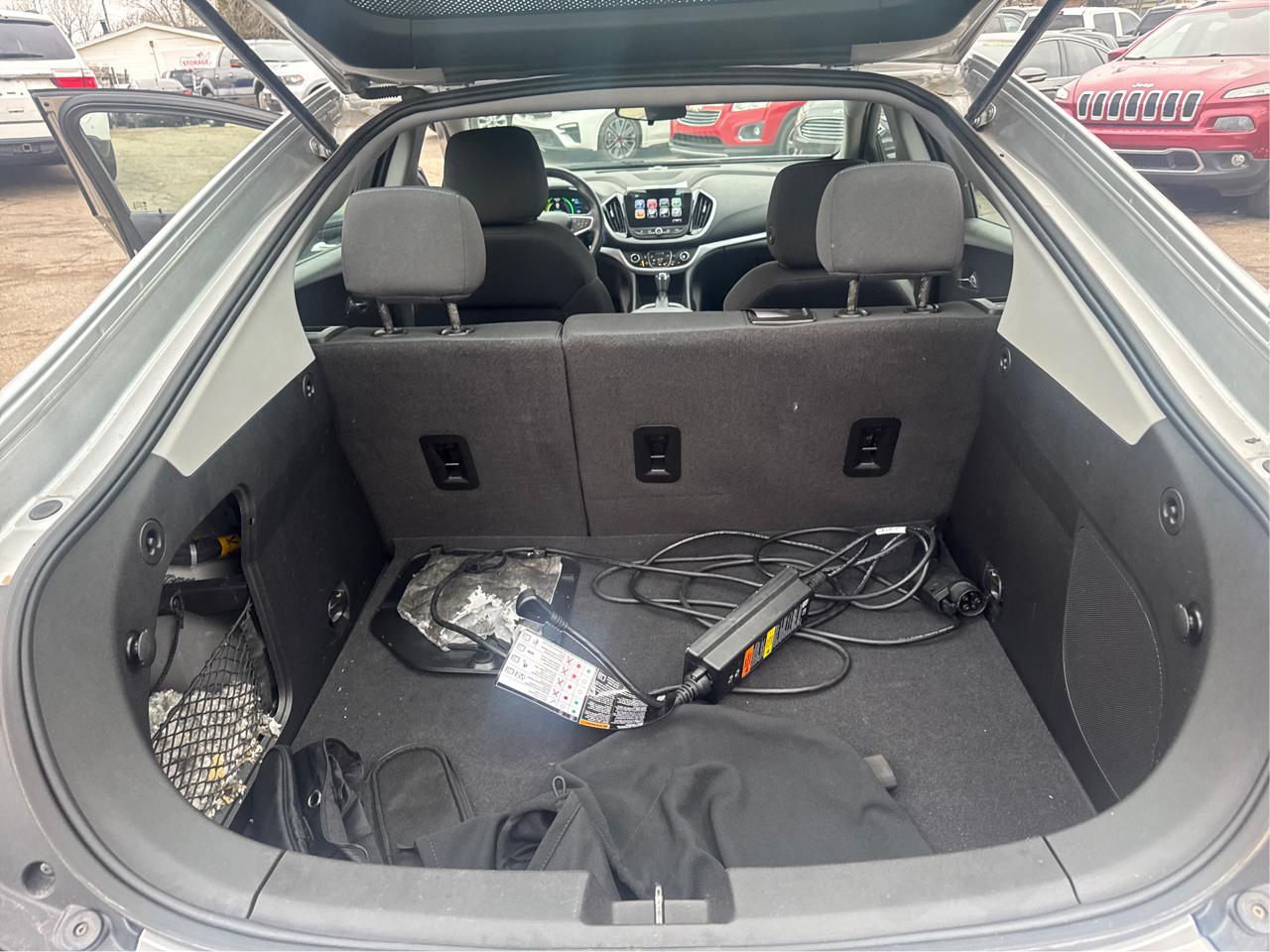 Chevrolet Volt LT w/ Standard Emission Package 2017