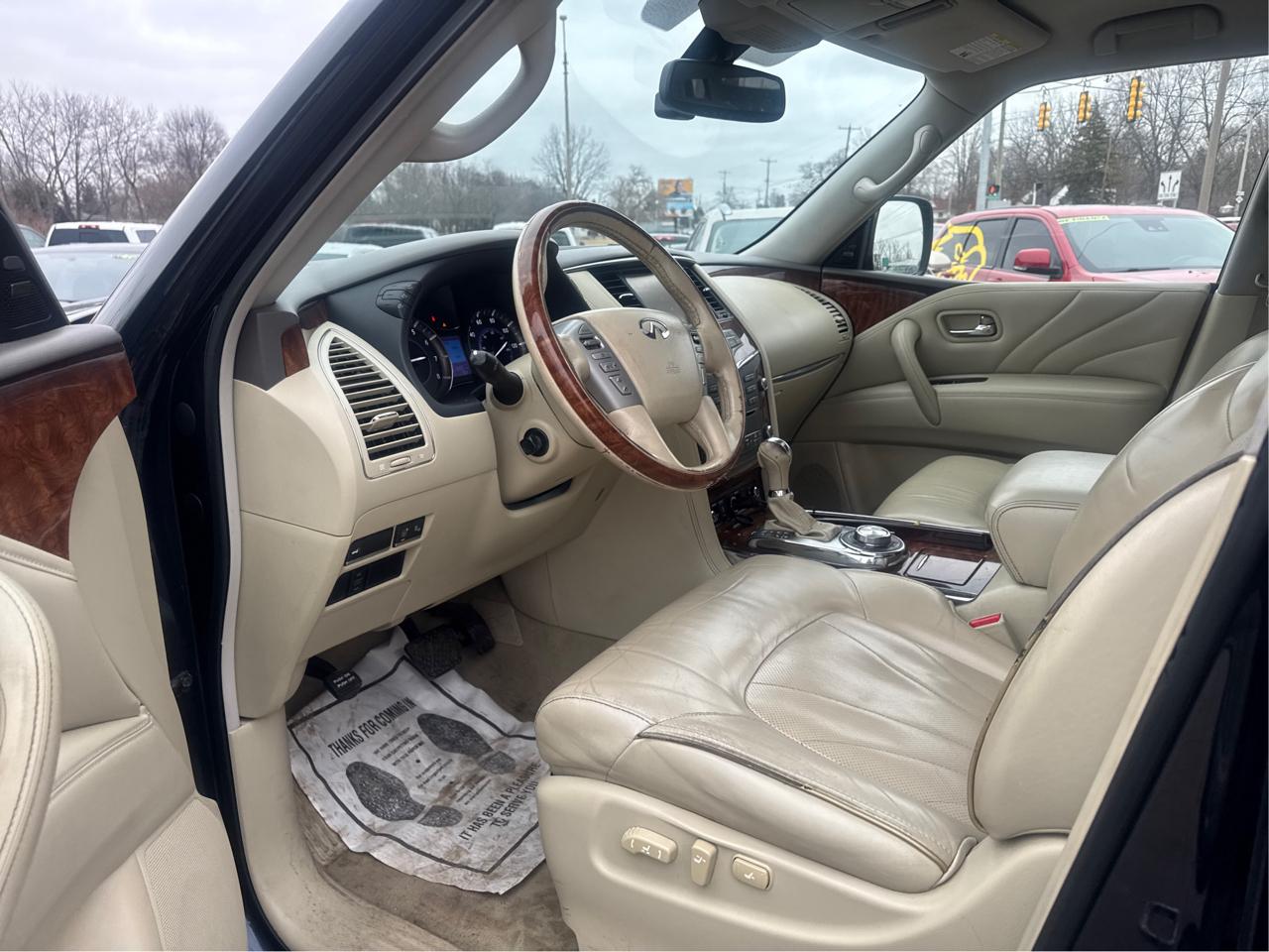 Infiniti QX80 4WD 2015