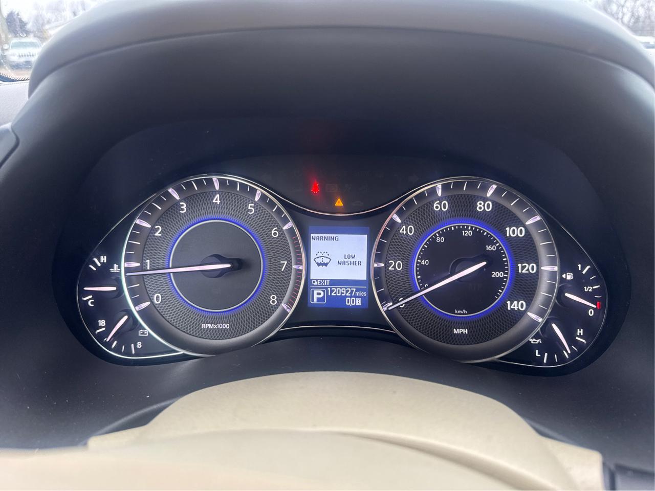 Infiniti QX80 4WD 2015