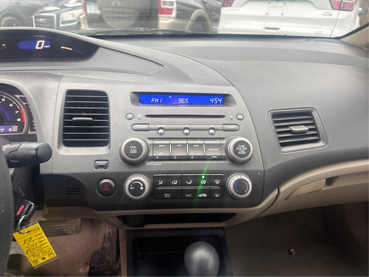 Honda Civic 4dr Sdn LX Auto 2010