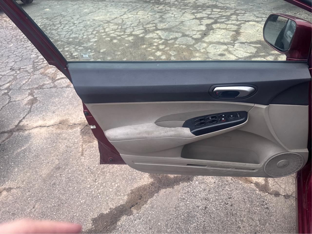 Honda Civic 4dr Sdn LX Auto 2010