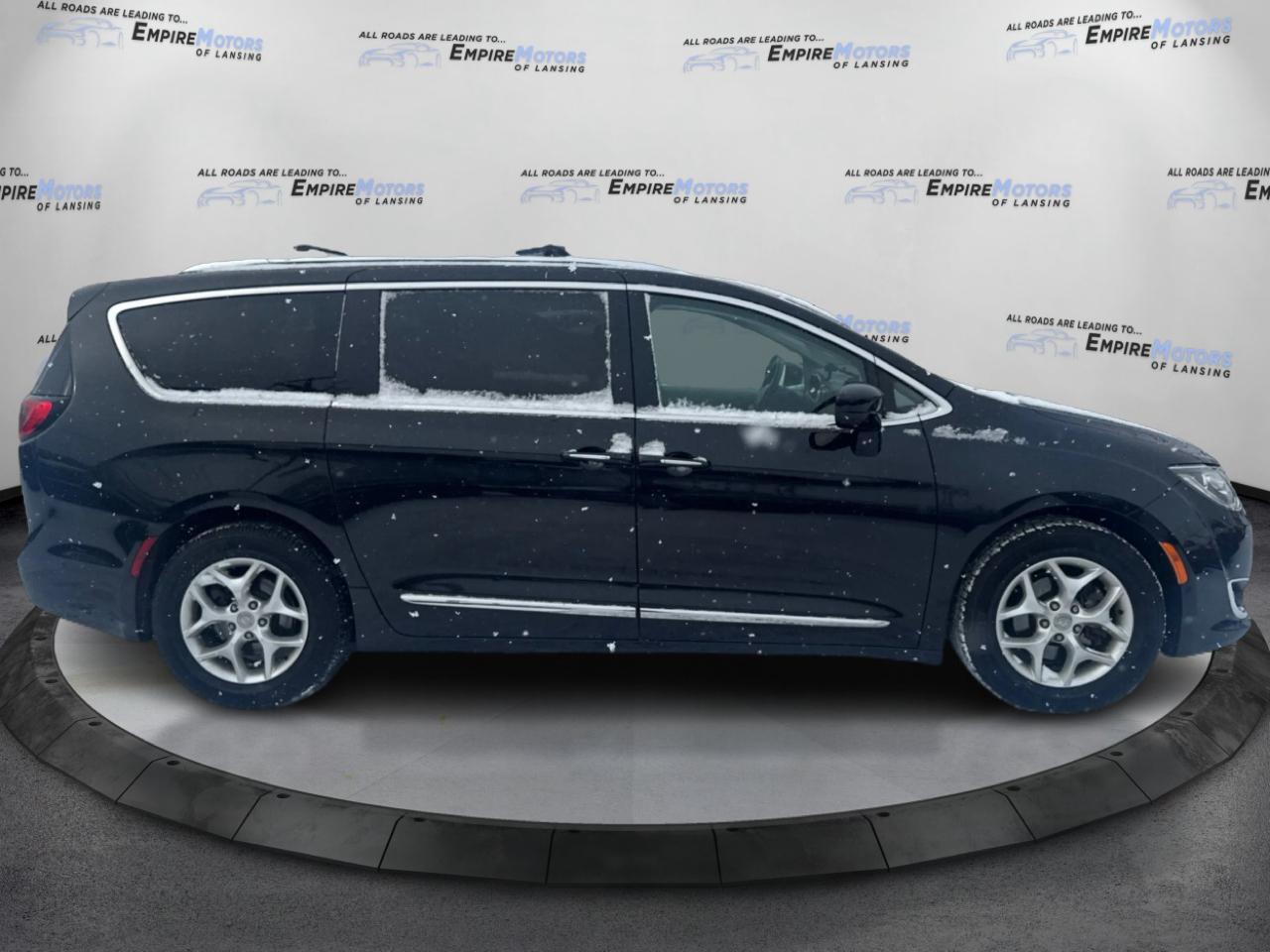 Chrysler Pacifica Touring-L Plus 2017